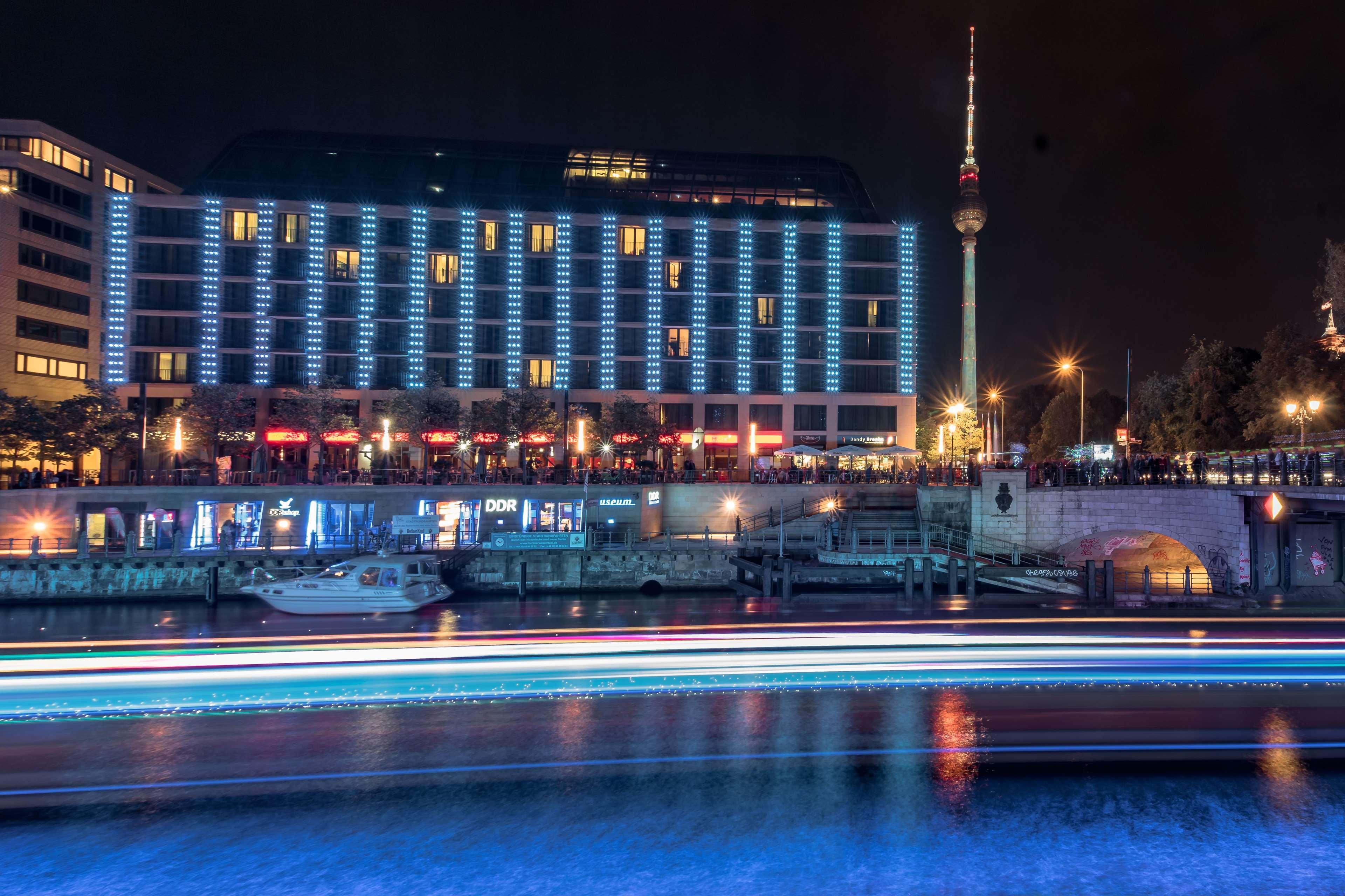Radisson Collection Hotel, Отель