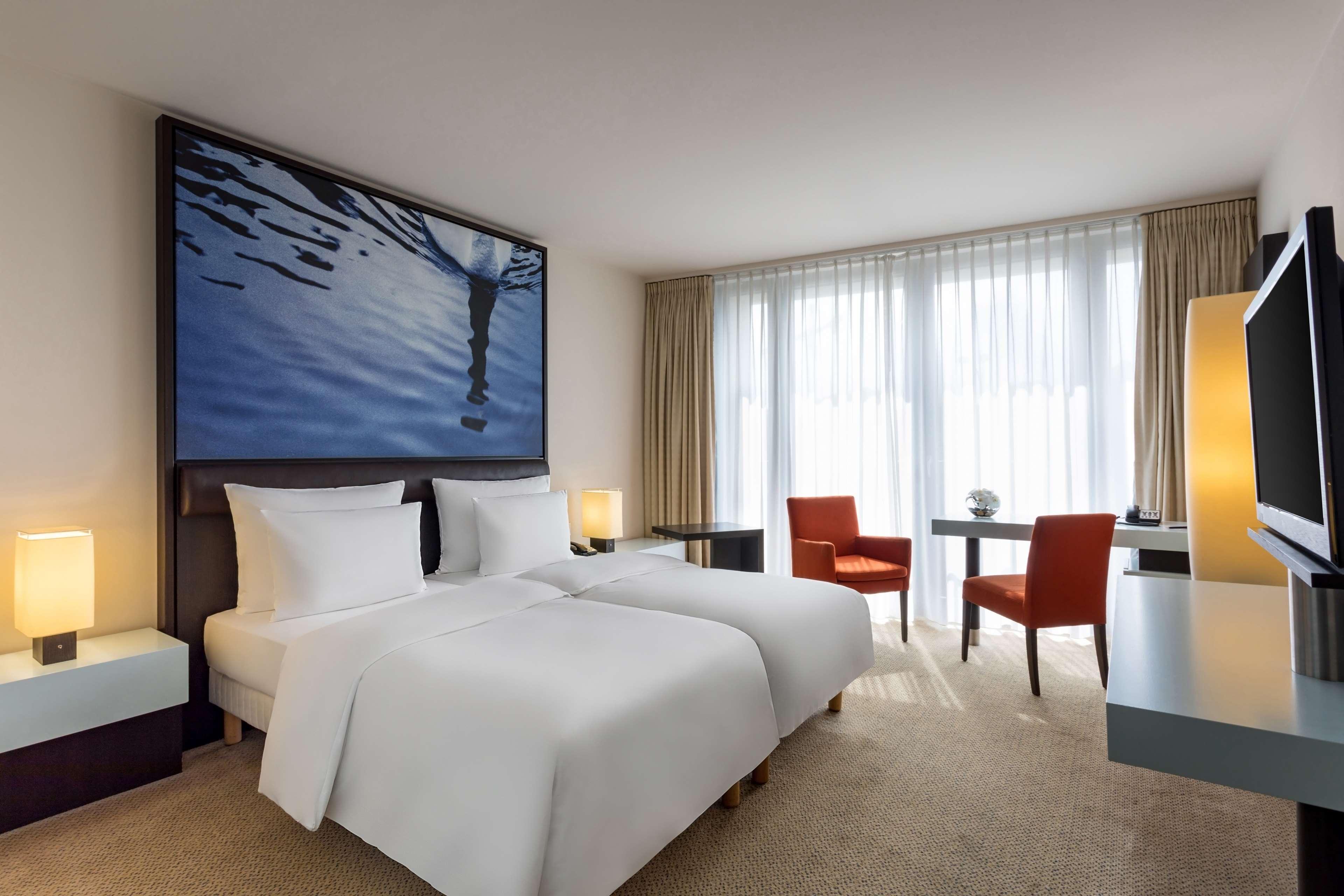 Radisson Collection Hotel, Отель