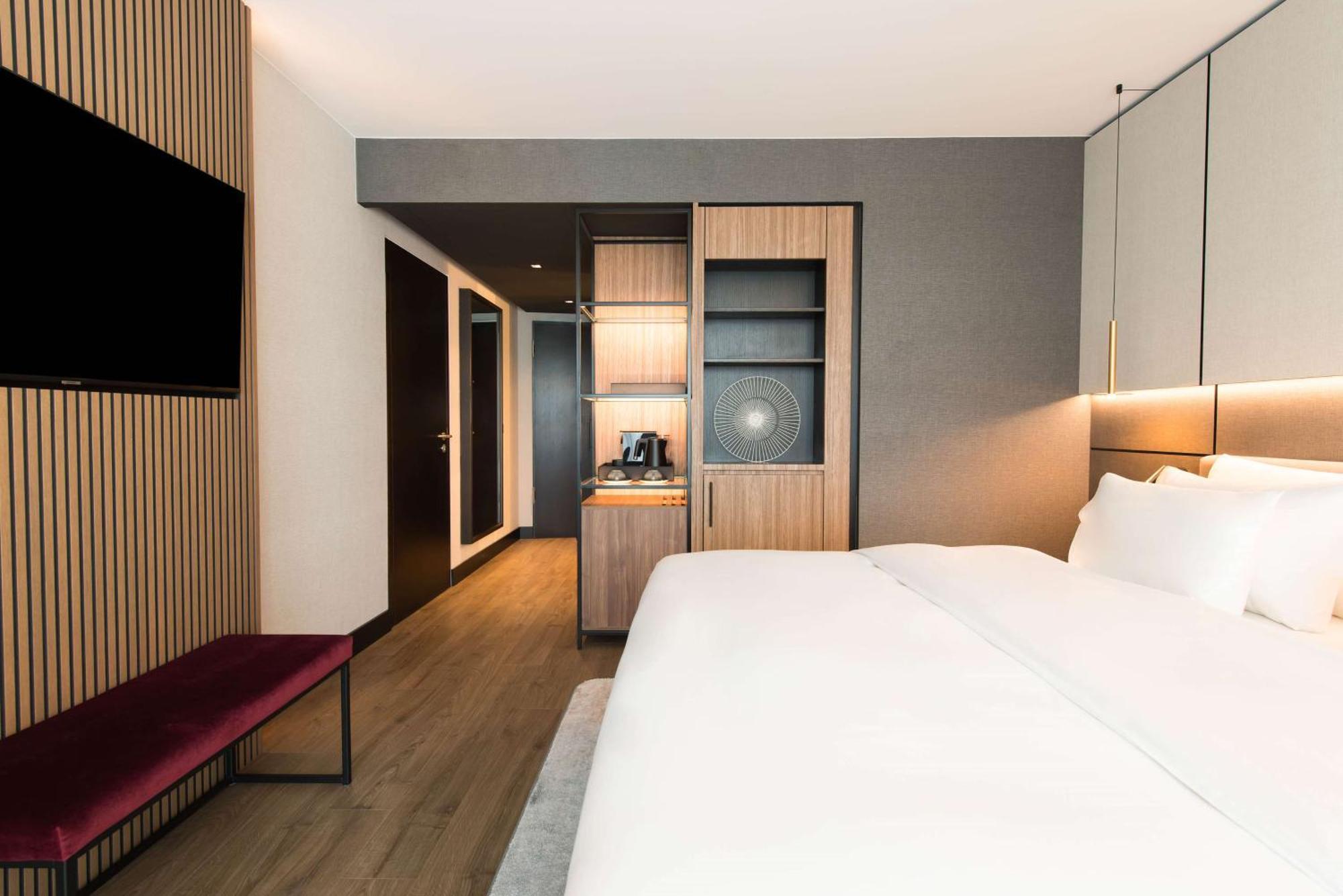 Radisson Collection Hotel, Отель 5*