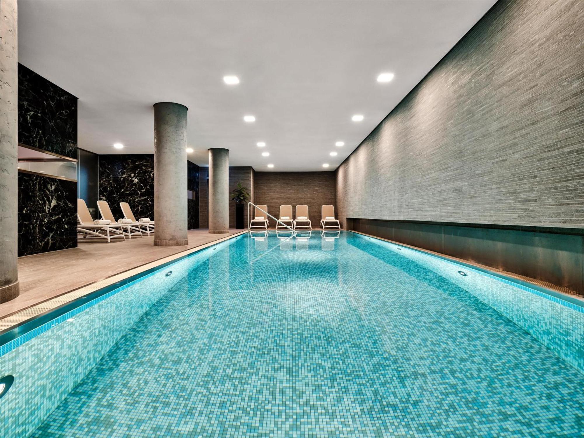 Radisson Collection Hotel, Отель 5*